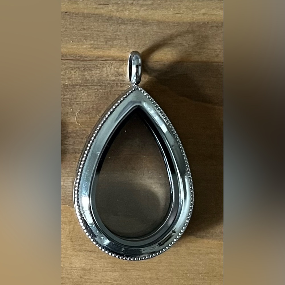 Origami owl locket